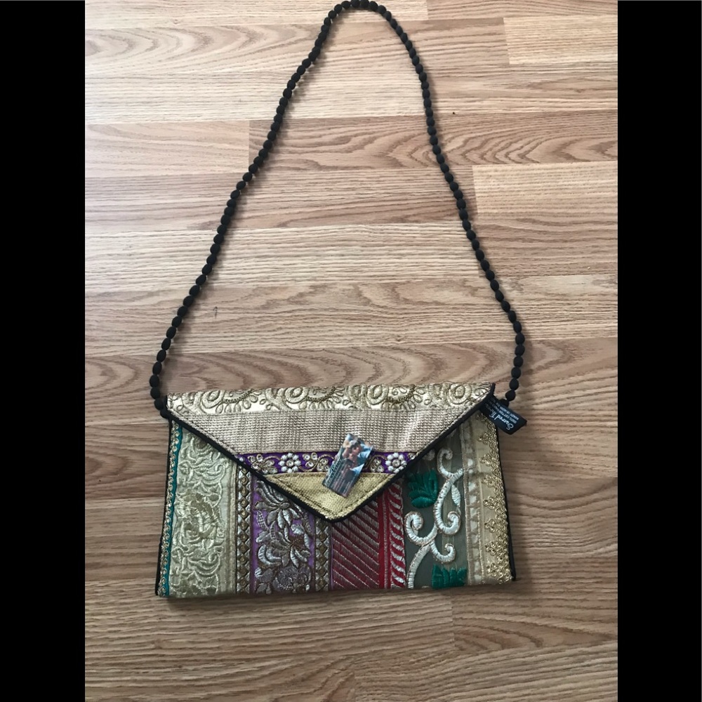 NWT.  Sacred Threads Evening bag.   216796. CL/WH - Picture 2 of 6